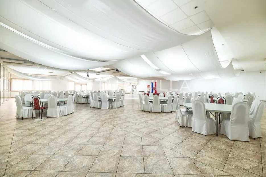 rugvica, poslovni kompleks površine 2.970 m² na zemljištu od 24.545 m² - slika 8