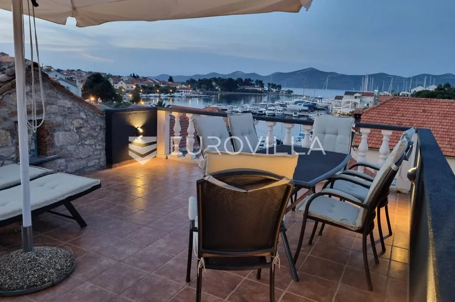 zadar, veli iž, renovirana kamena kuća u blizini mora - slika 25