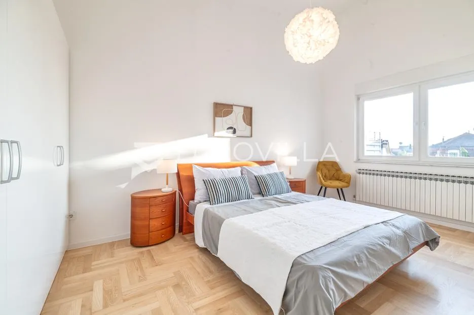 šalata najam komforan potpuno renoviran trosoban stan 140 m² - slika 7