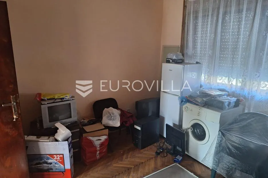 karlovac, borlin, kuća 200 m², odlična lokacija - slika 4