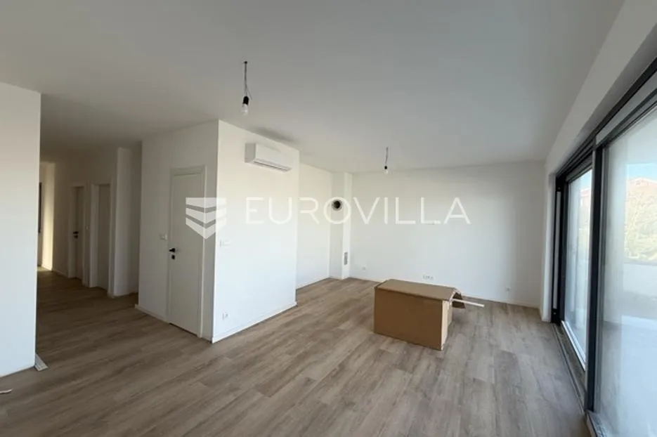 ližnjan, novogradnja, prizemlje, vrt 135 m², 600m do mora - slika 16