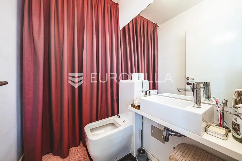 zagreb, ilica, trosoban penthouse 117 m² - slika 12