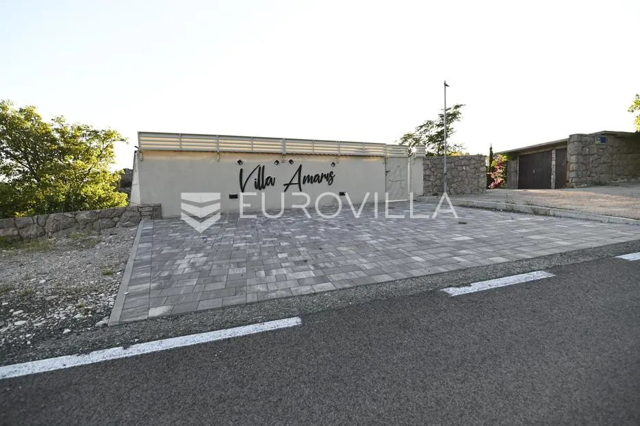 karlobag, cesarca prekrasna vila s bazenom uz more 240 m² - slika 19