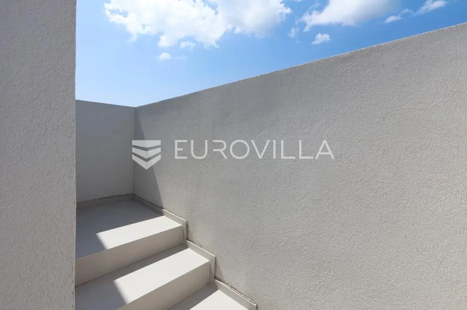 opatija privé, ekskluzivan trosoban penthaus 109.4 m², bazen, teretana - slika 22