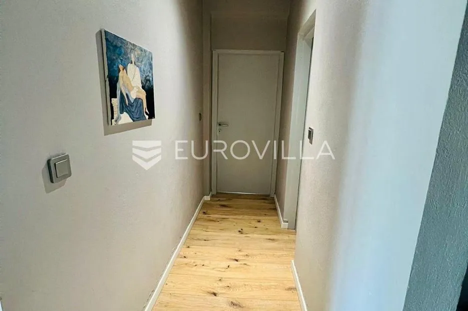 rugvica, oborovski novaki, prekrasna kuća 210 m² na zemljištu od 750 m² - slika 9