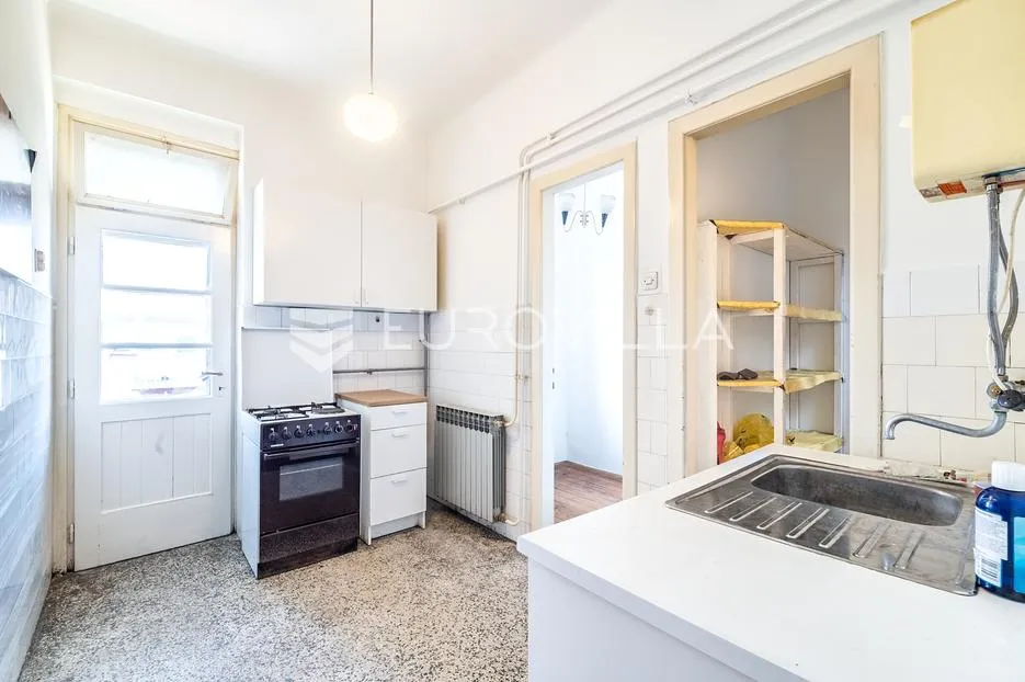 zagreb, trešnjevka, dvosoban stan na top lokaciji, 60 m², odličan potencijal - slika 4