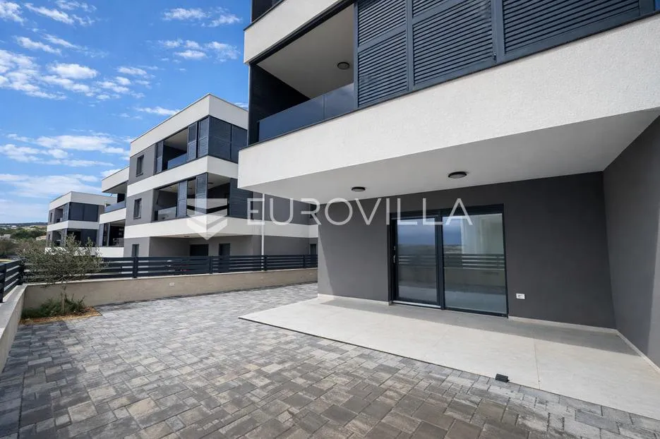 pag, šimuni, dvosoban apartman s vrtom 120 m od mora - slika 2