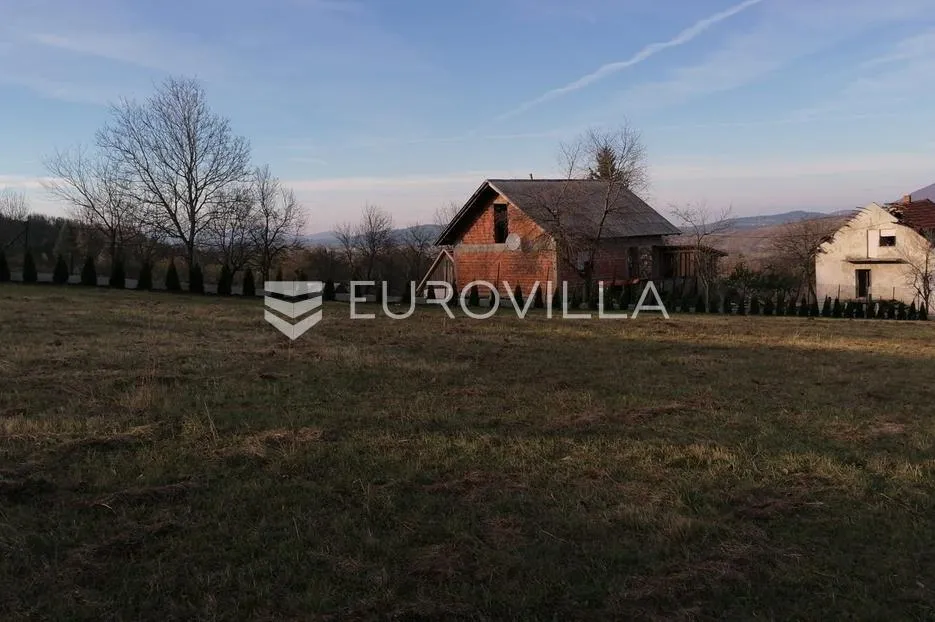 plaški, građevinsko zemljište, 9800 m² - slika 2