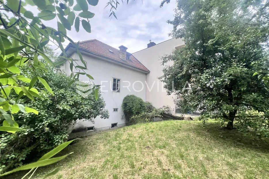 zagreb, pantovčak dvojna kuća 250m2 na parceli 520m2 - slika 2