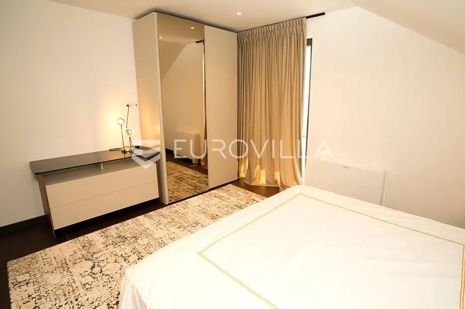 opatija, luksuzan stan na vrhunskoj lokaciji 140 m² - slika 7