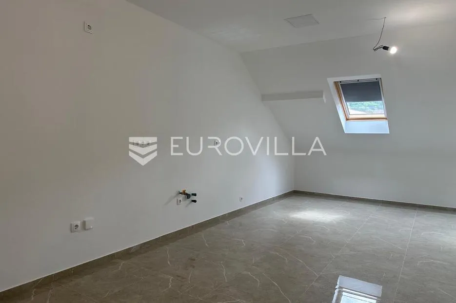požega, sv.roka, četverosoban stan 83 m² - slika 8
