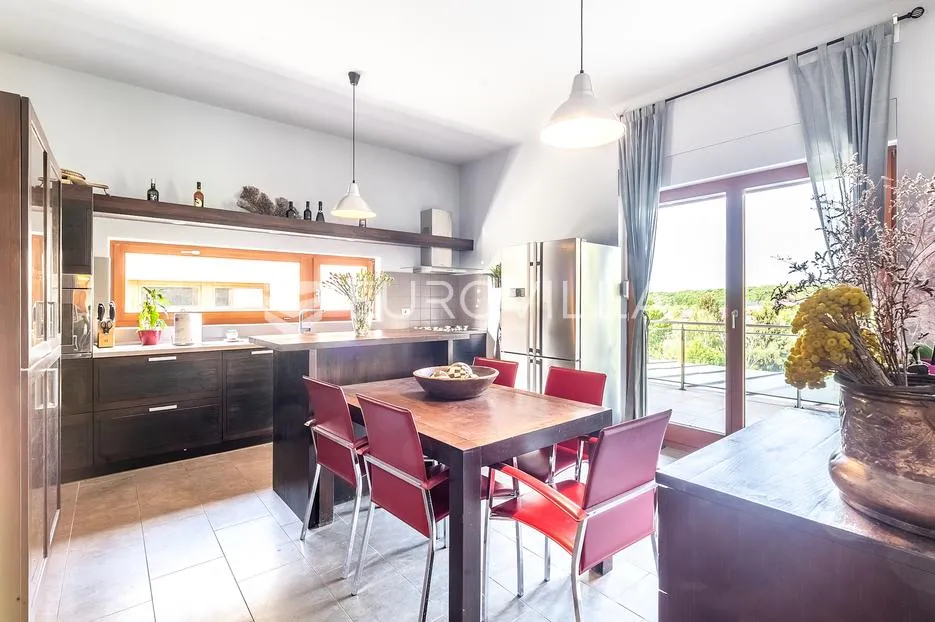 zagreb, granešinski novaki, obiteljska vila s bazenom, 1000 m2 - slika 5
