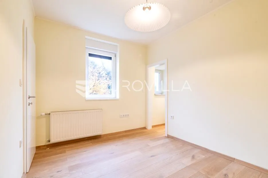 zagreb, zvonimirova, prostran trosoban stan/poslovni prostor površine 56 m² - slika 7