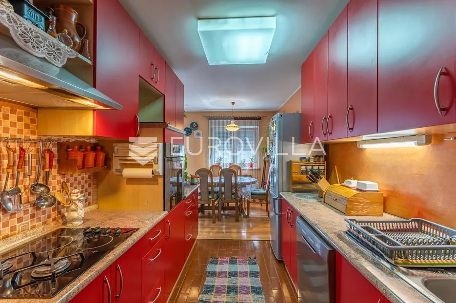 varaždin, bronx, trosoban stan površine 76,3 m² - slika 3