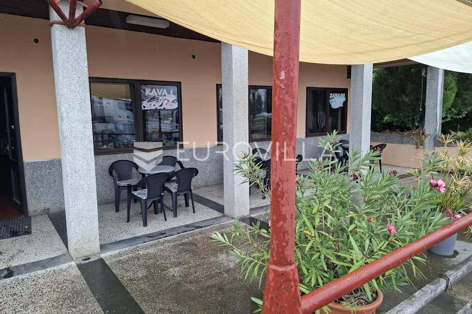 okučani, ugostiteljski objekt 576 m² na zemljištu od 2.225 m² - slika 7