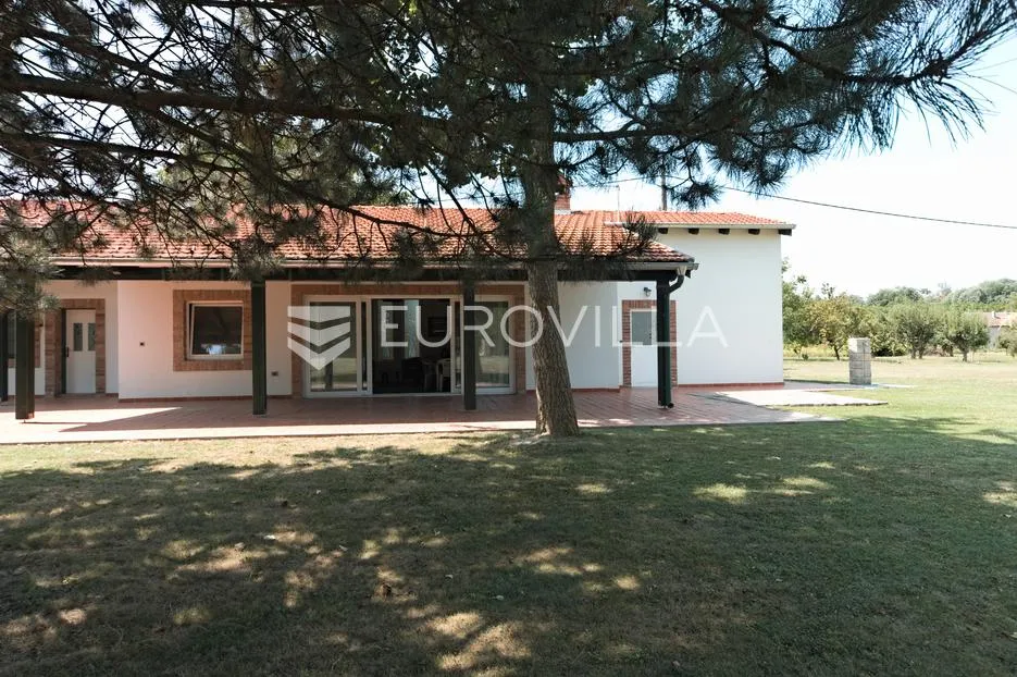 osijek, tvrđavica, zemljište s kućom 6924 m² izlaz na dvije ceste, 40 m fronte - slika 29