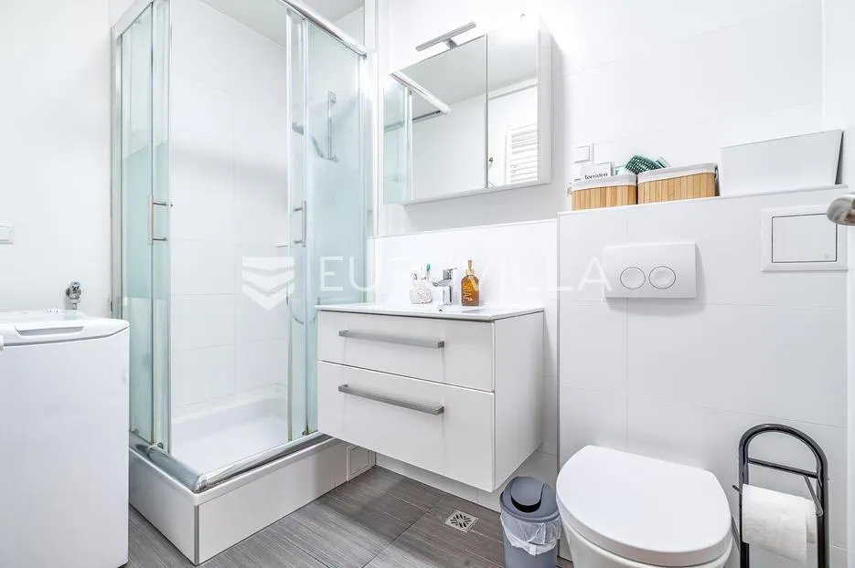 zagreb, trešnjevka, uređen trosoban stan s garažnim mjestom, 78,64 m² - slika 6