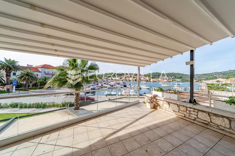 otok korčula, poslovno, stambena kamena zgrada uređena za ugostiteljsko poslovanje - slika 6