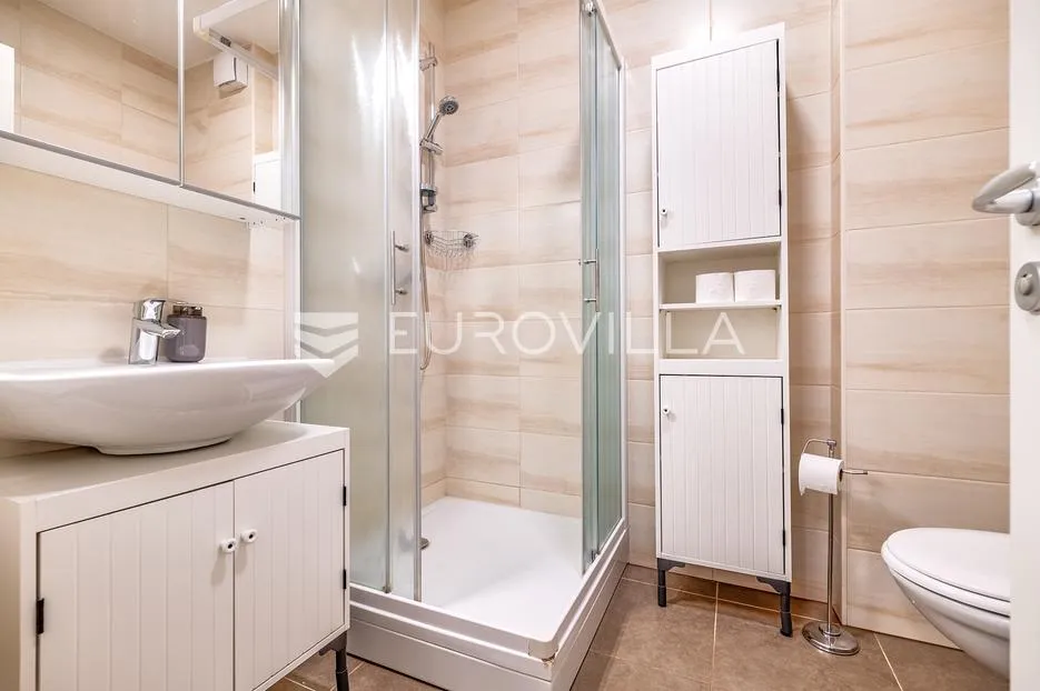 zagreb, trešnjevka, prekrasan dvosoban stan, garažno parkirno mjesto 63 m² - slika 7