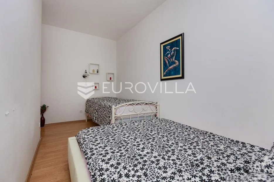 krk, malinska, trosoban stan 72 m² s privatnom okućnicom od 96 m² i parkingom - slika 13