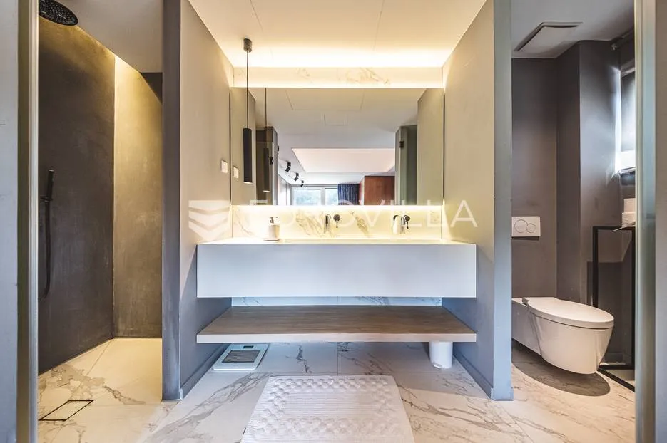 zagreb, mlinovi, luksuzan četverosoban stan 138 m² u duplex kući s garažom - slika 25