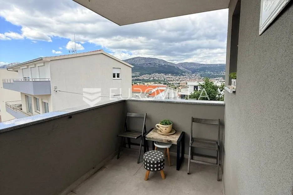 split, mejaši, prekrasan jednosoban stan s garažnim mjestom - slika 15
