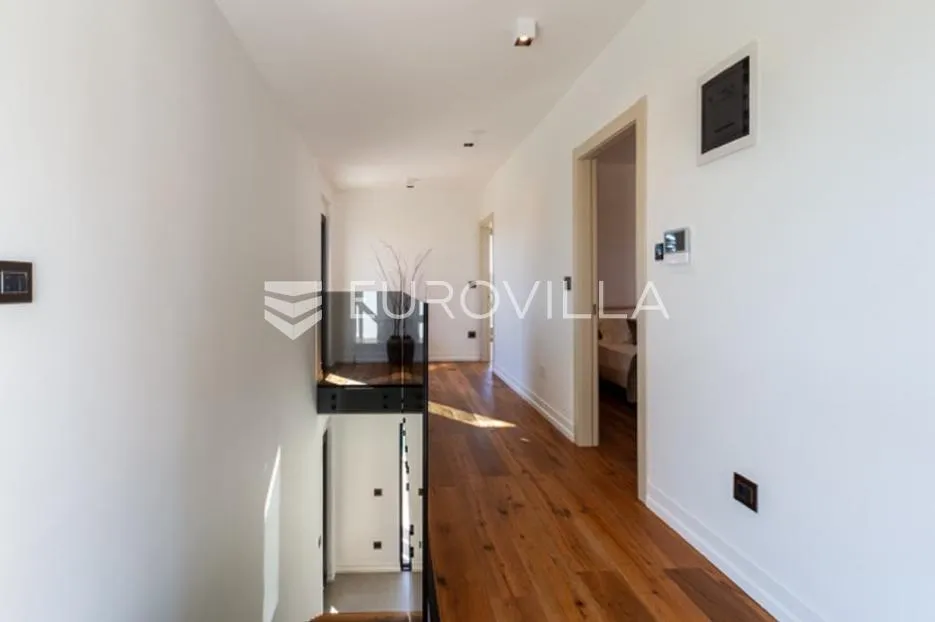 fažana, moderna vila 275 m² na velikoj besprijekornoj okućnici s grijanim bazenom - slika 43