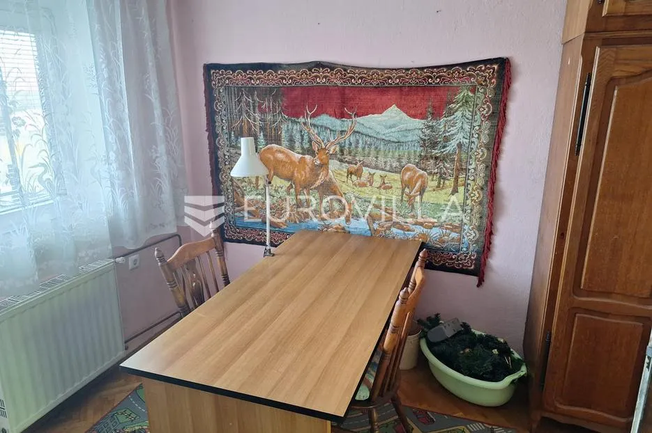 karlovac, rečica, kuća 140 m², gospodarske zgrade 350 m² - slika 6