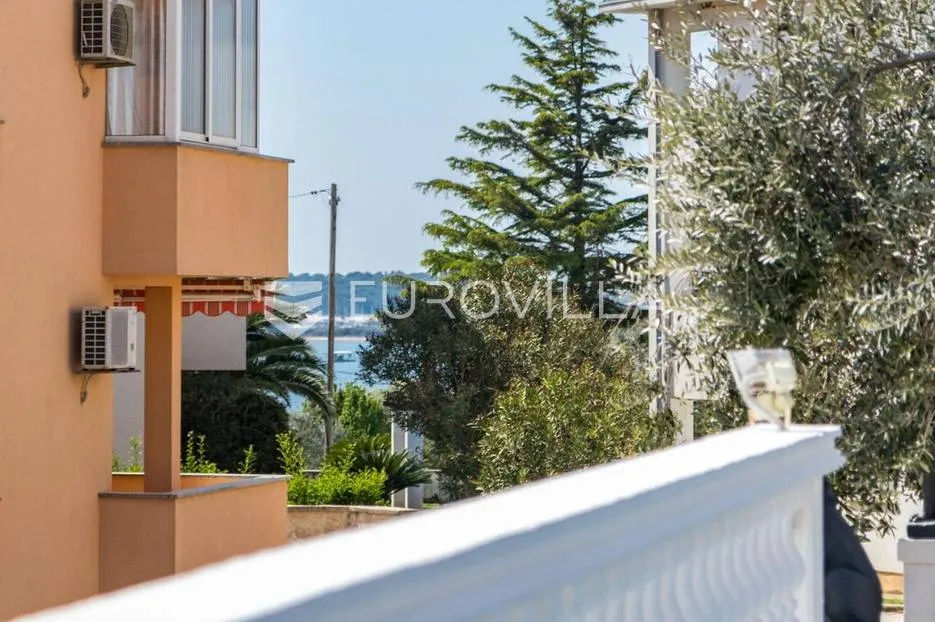 medulin, trosoban stan sa bazenom, privatni parking, neto korisna površina 80 m² - slika 18