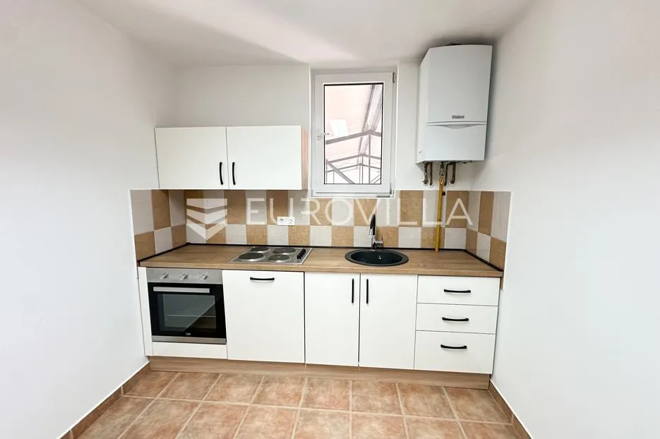 vinkovci, jošine, poslovni prostor uredske namjene 21 m² - slika 5