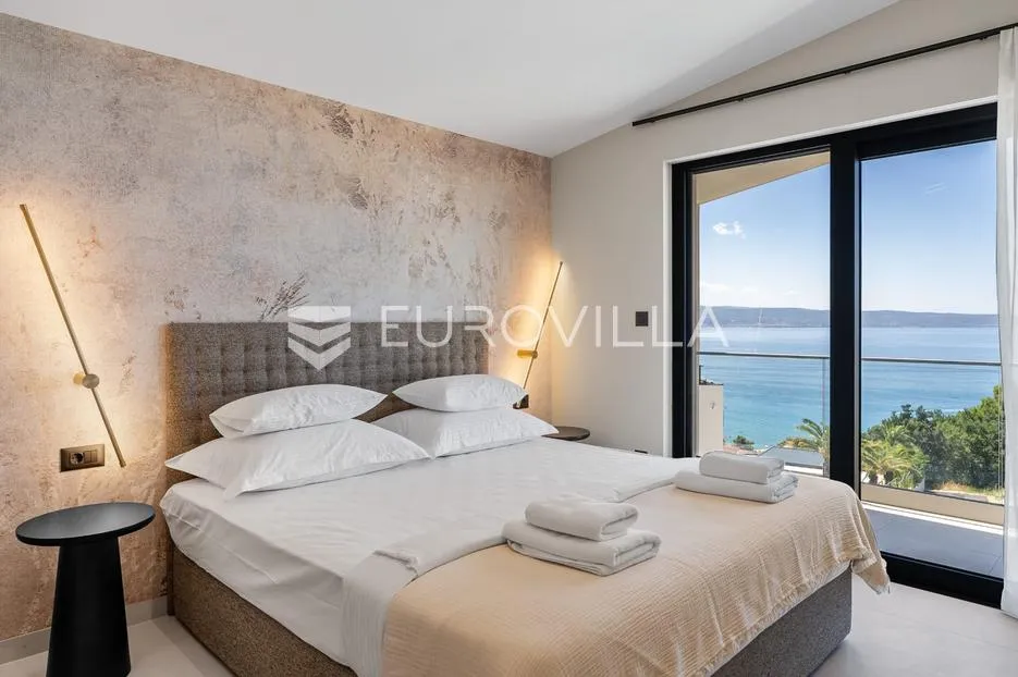 split, podstrana, luksuzna vila s garažom, bazenom i panoramskim pogledom na more - slika 9