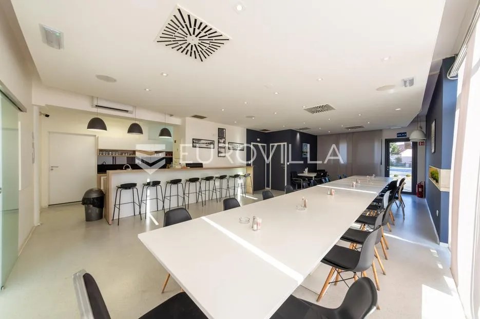 osijek, prodaja najam poslovni kompleks, 2.100 m² na zemljištu od 4200 m² - slika 9