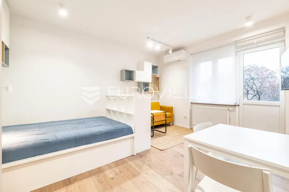 zagreb, tuškanova, prekrasan jednosoban stan 30 m² - slika 2