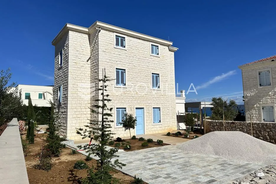 otok pašman, dobropoljana, klasična kamena vila u prvom redu do mora - slika 6