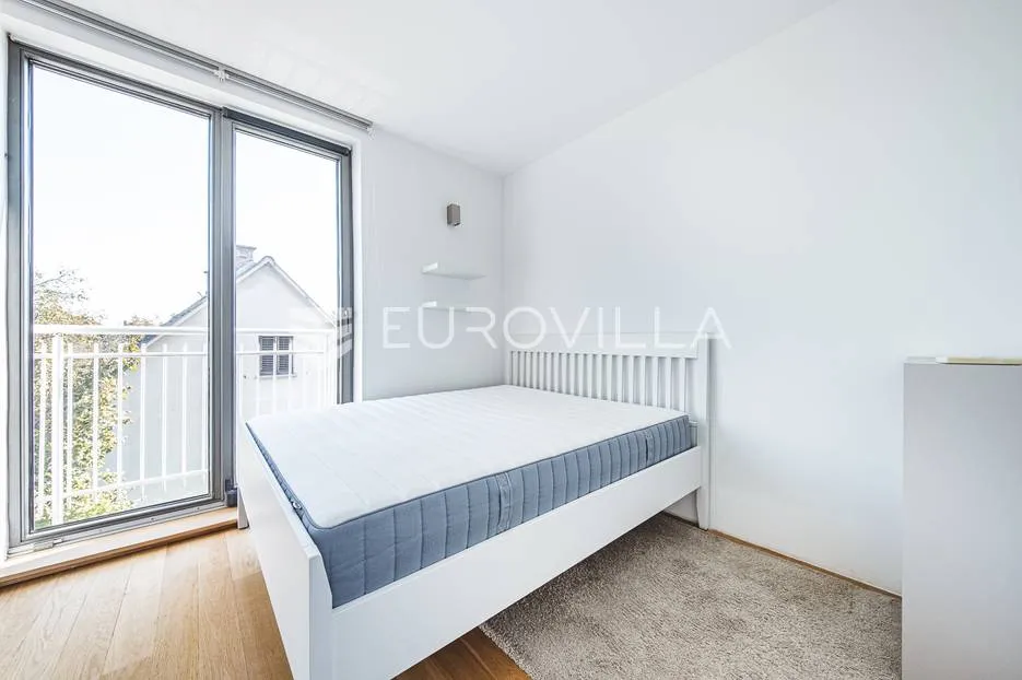 zagreb, maksimir, najam ekskluzivnog peterosobnog stana 135 m2 - slika 20