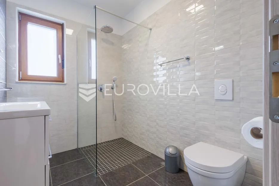 istra, labin, moderna istarska vila s bazenom - slika 3