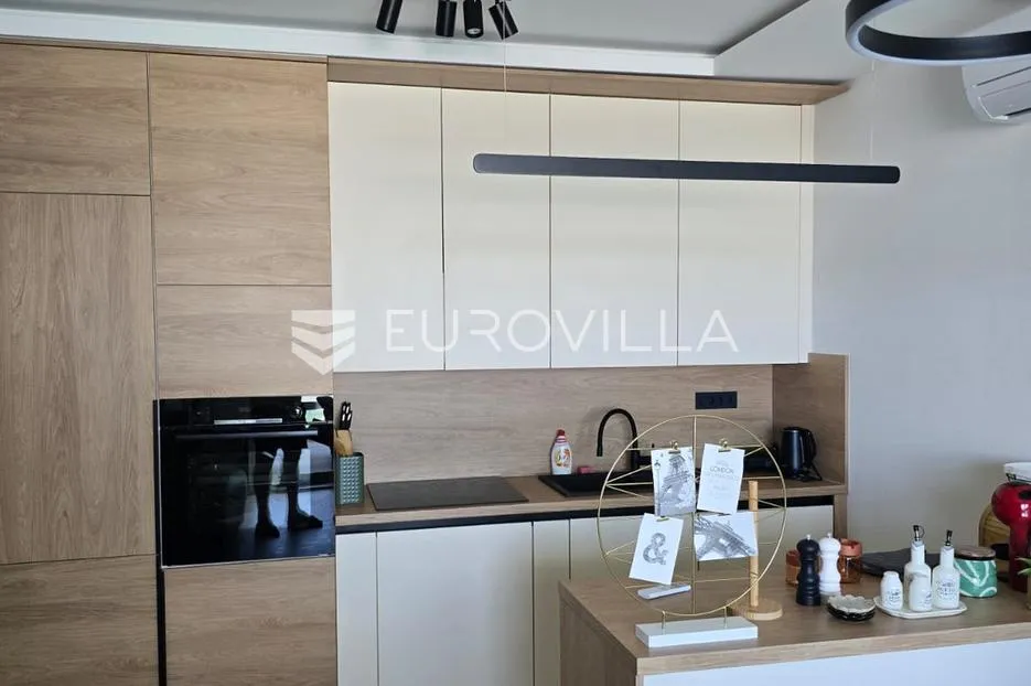 jadranovo, luksuzna dvojna kuća s bazenom 197 m² - slika 16