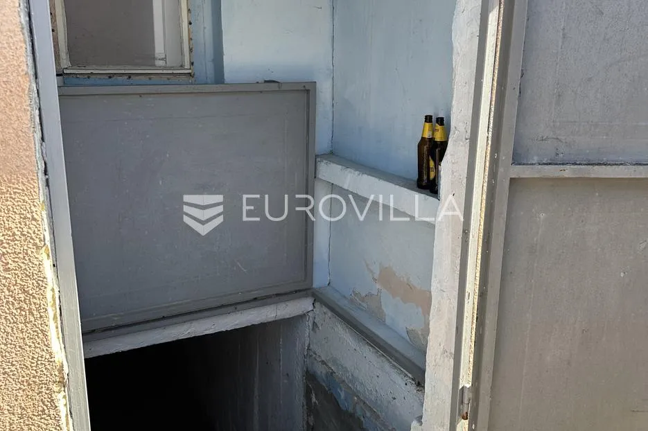 vukovar, sajmište, kuća s velikom parcelom 674 m² - slika 17