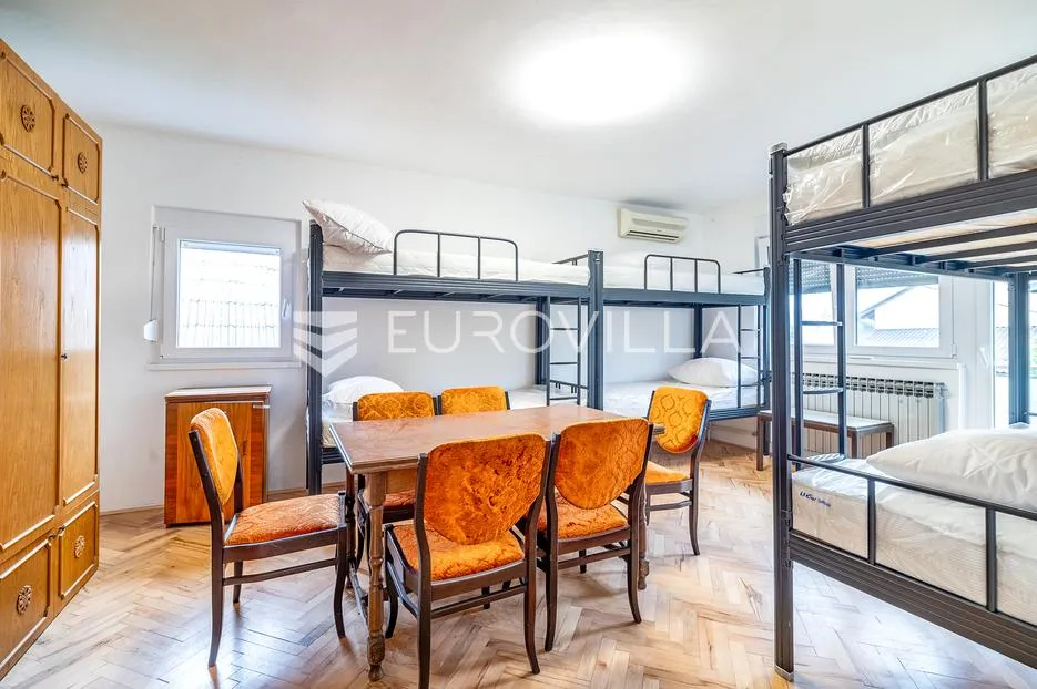 zagreb, dubrava, prostrana kuća, 188 m² - slika 1