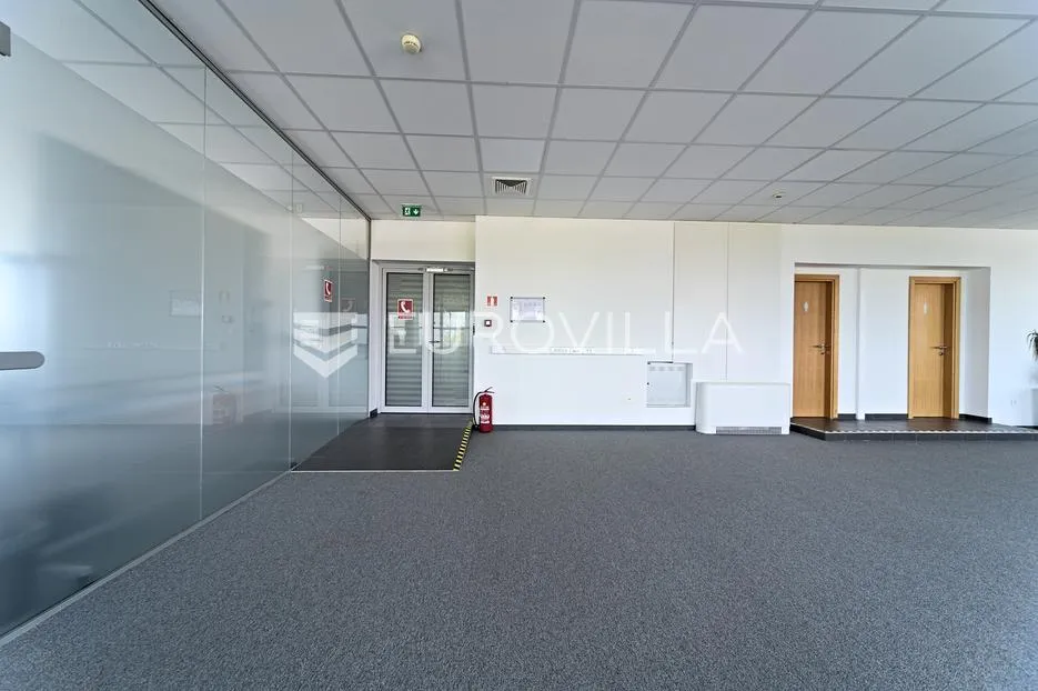 osijek, centar, uređen poslovni ured za najam, 374 m², novogradnja - slika 9