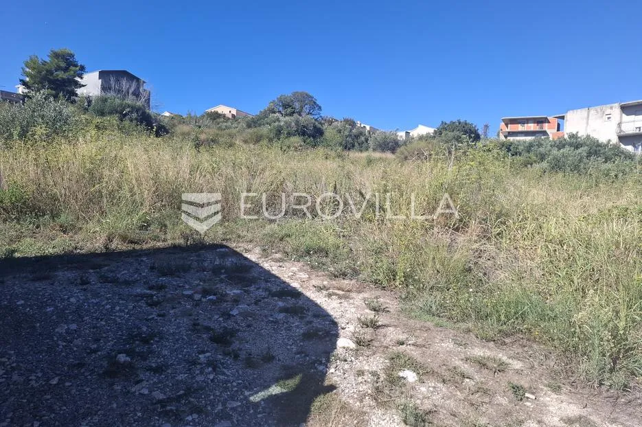 split, sirobuja, građevinsko zemljište površine 995 m² - slika 2