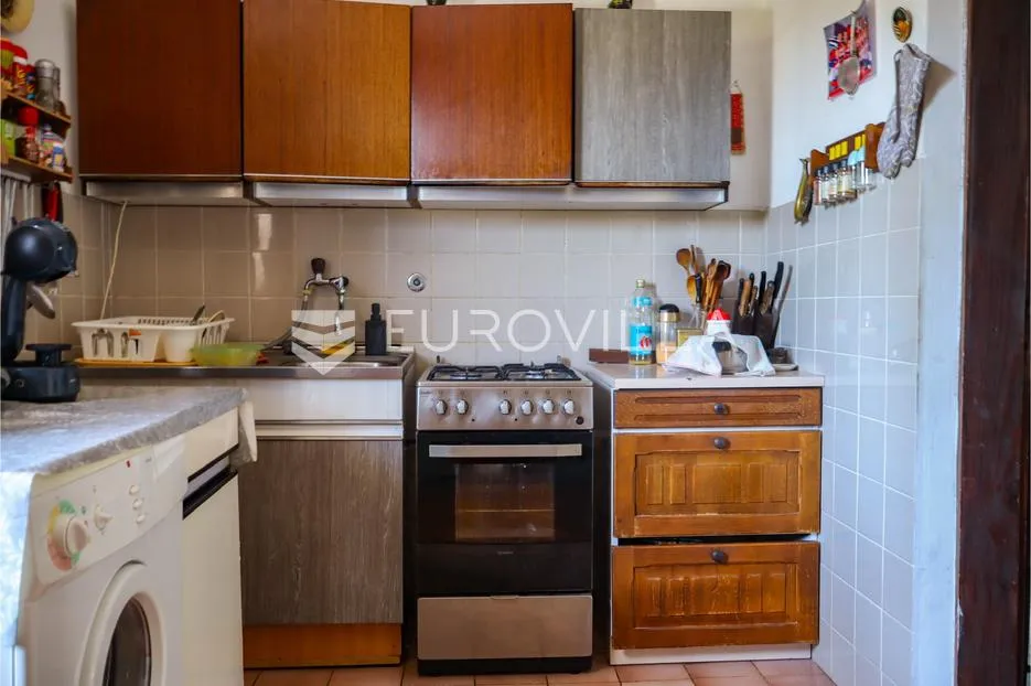 zadar, ražanac, kuća za renovaciju s pogledom na more i velebit - slika 13