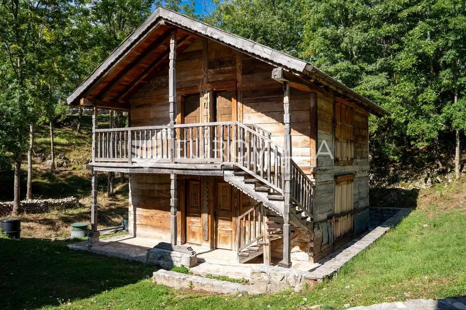 lika, plitvička jezera, ograđeno imanje 40.000 m² s 11 kuća, izuzetna rijetka investicija - slika 26
