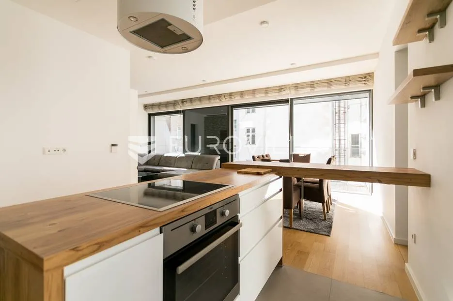 zagreb, ban centar luksuzan dvosoban stan 73 m² s garažom - slika 9
