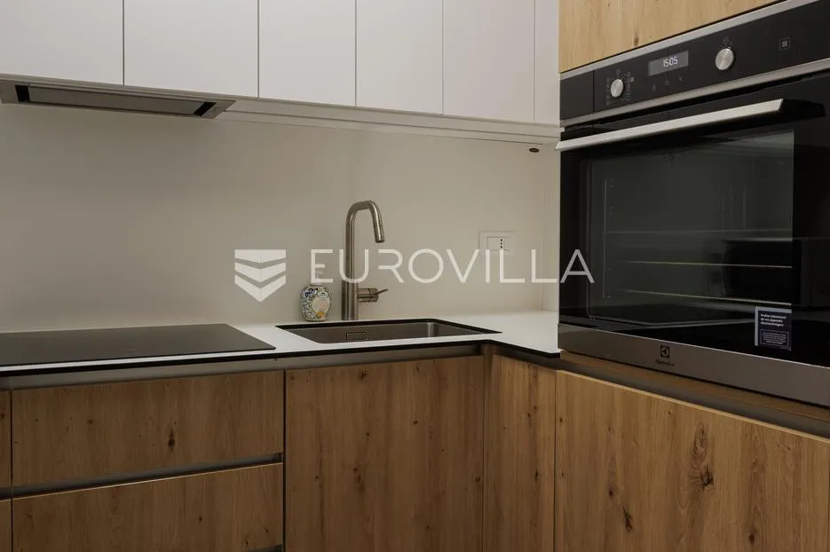 dubrovnik, lapad, trosoban apartman s terasom i garažnim mjestom - slika 10