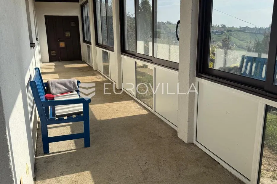 jastrebarsko, plešivica, kuća 266 m² s bazenom na mirnoj lokaciji - slika 10