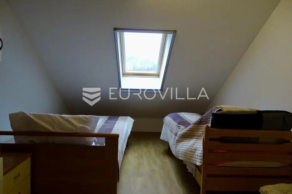 brod moravice, veliko imanje površine 19.448 m² - slika 19