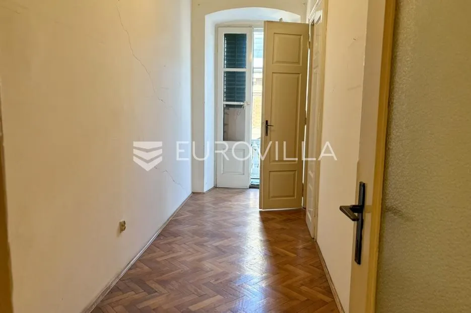 rijeka, centar, četverosobni stan za adaptaciju površine 98.47 m², u zgradi iz austrougarske - slika 4
