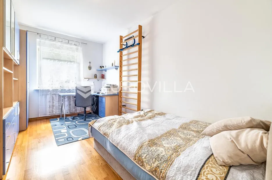 zagreb, vrbik, vmd, odličan peterosoban stan 148 m², dupla garaža - slika 9