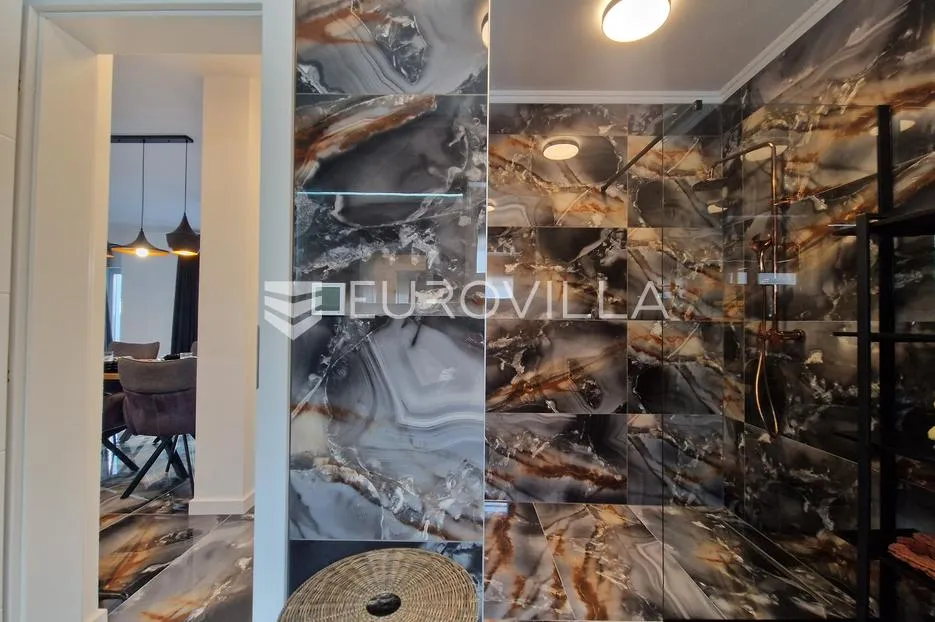 vir, moderan apartman s dvije spavaće sobe, terasom, vrtom i 2 parkirna mjesta, centar - slika 37